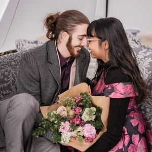 Meet your Posher, Auslene